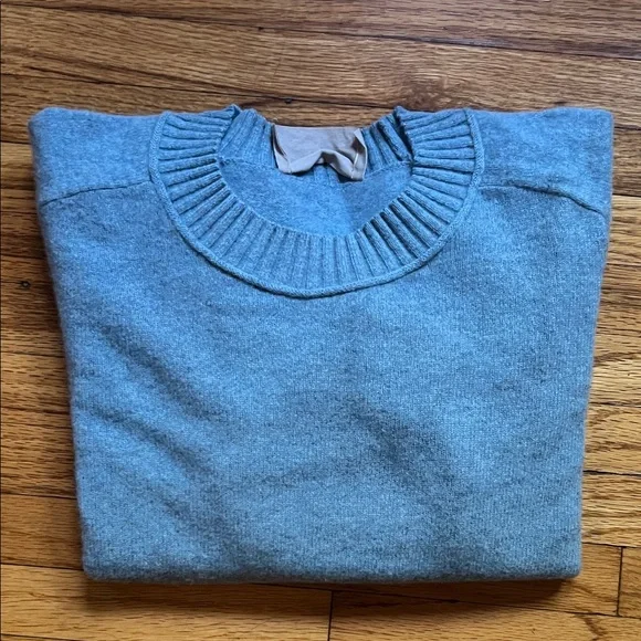 Everlane Women's Crewneck Sweater in Dusty Blue - Picture 7 of 7